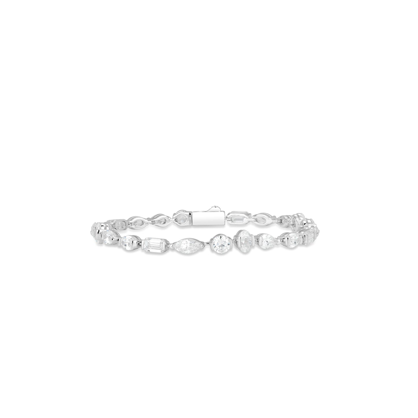 VAMERAY #46768 18 Carat Multi-Cut Station Prong-Set Tennis Bracelet