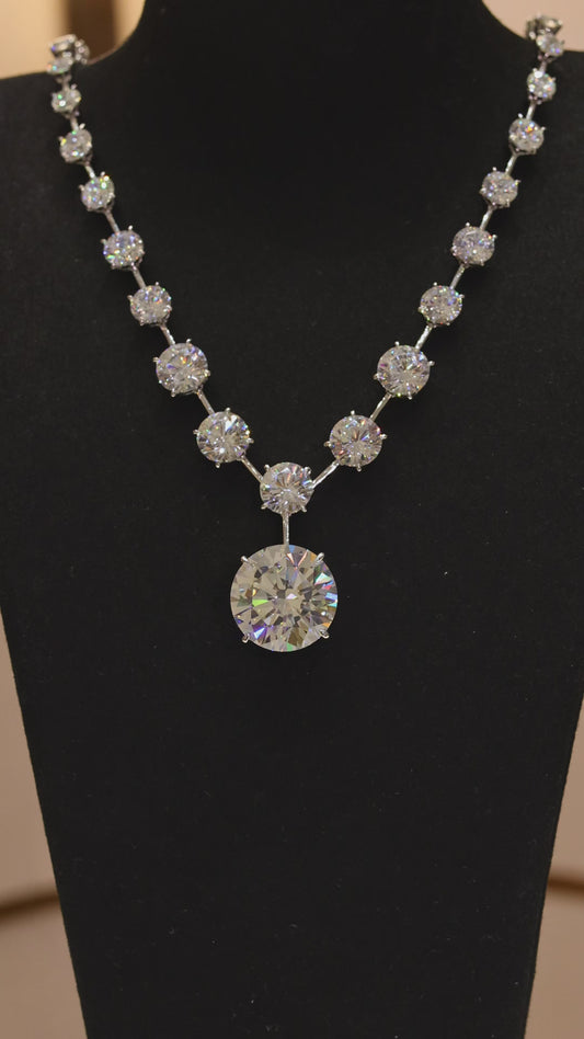 Eco Diamond Magnificent High Jewelry collection: VAMERAY Round Brilliant Luxury Series Round Brilliant Prong-Set Pendant Necklace #6217